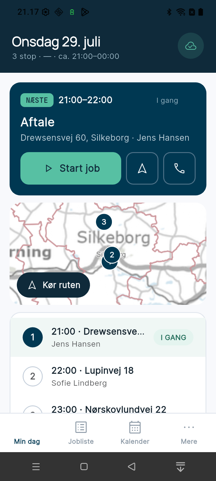 Connectives on a phone: My day with the next visit, navigation and today’s stops on the map